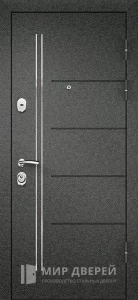 Одностворчатая железная дверь в квартиру №19 внешняя - фото